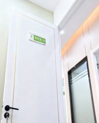 -苗医生0感祛痘连锁