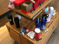 零售区-星巴克(红房子店)