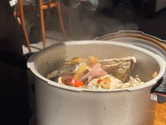 -乔街深夜食堂·小龙虾·高压锅生蚝(杭州总店)