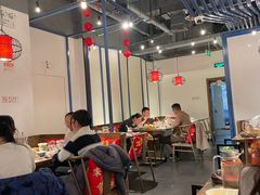 -尚尚仙·酸汤猪手·猪肚鸡火锅(华联万柳购物中心店)