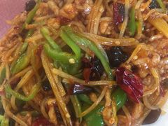 特色鱼香肉丝-桃子餐厅·天津菜(红星路直营店)