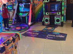 -汤姆熊欢乐世界(滨江店)