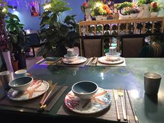 -忘忧草融合私房菜(红鼎国际店)
