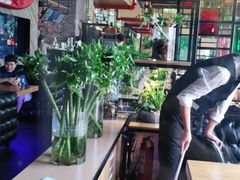 -暹罗酒肆泰餐厅酒吧