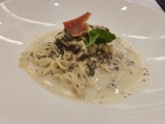 -湖影中餐厅·南京金茂威斯汀大酒店