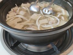 -东椰·海南椰子鸡火锅(朝阳门店)