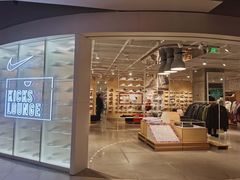 -NIKE(沪闵路南方友谊商城店)