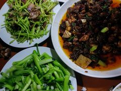 -阿葉农家饭店