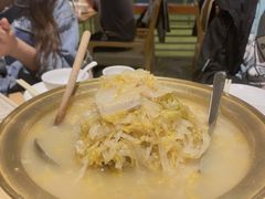 大骨头炖酸菜-关东小磨东北菜(上海长风大悦城店)