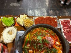 -黔有有贵州酸汤夺夺粉火锅(五味十字店)