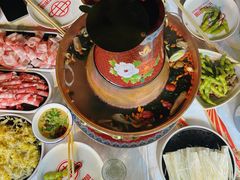 -记忆串城·东北烧烤·小龙虾·大型团建(南油店)