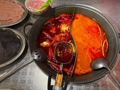 -朱光玉火锅馆(龙阳广场店)