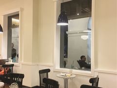 大堂-星巴克臻选(广州沙面店)