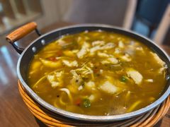 -有红鸡毛店·川菜(建设路店)