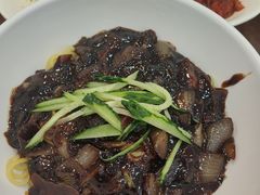 -贵宾庄炸酱面·韩式料理(高区店)