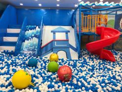 -爱婴室(上海浦建路店)