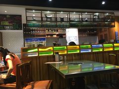 -胡须佬鸡煲四季火锅店(石厦西村直营店)