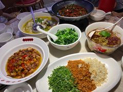 -味上湘菜馆(阿波罗店)