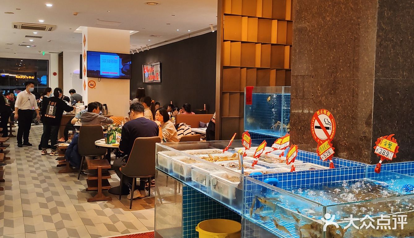粤式特色餐厅 | 粤来记海鲜生蚝鸡煲