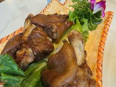 卤猪蹄-博望坡饭店(宜山路店)