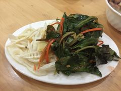 -雷祖芳老妈蹄花店