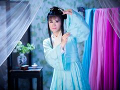 -九月鹰飞汉服摄影工作室