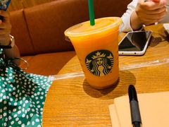 -星巴克臻选(成都环球乐天店)