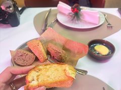 斯普汇经典餐前面包-斯普汇生蚝牛排馆(中骏世界城店)