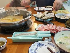 -老何家后安粉·糟粕醋海鲜火锅(三亚湾椰梦长廊店)