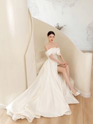 -LOVE SHINE婚纱·红鼎庄龙凤褂·妈妈装定制