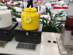 -南宁世纪君悦大酒店(青秀万达滨湖路地铁站店)