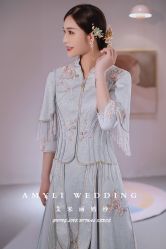 -艾米丽婚纱礼服