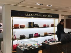 -文艺复兴百货(米兰大教堂广场店)