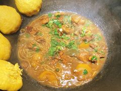 -锅老头海鲜铁锅炖