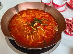 -毛辣果·贵州红酸汤牛肉火锅(西单店)