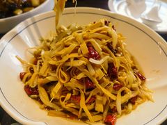 老院特色炝豆皮-单家老院·院子里的青岛菜(沙子口店)
