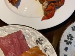 -广州万富希尔顿酒店·感趣自助餐厅·金秋蟹宴生蚝海鲜刺身