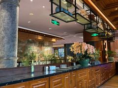 -八府香鸭·啫啫煲(华山路店)