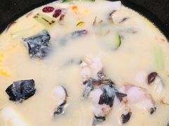 -滇色蒸汽石锅鱼(京华城店)
