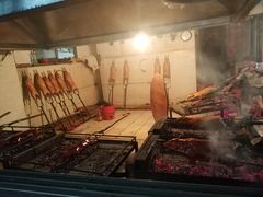 -黄记四更烤乳猪店