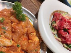 -明洞阿姨·韩式酱蟹烤肉·创意料理(三元桥店)