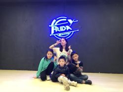 点击看大图 -学舞岛·成人少儿舞蹈培训