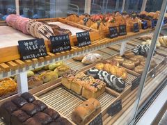 -焙丽拾光(麦凯乐直营店)