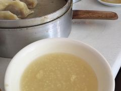 -金城包子牛肉灌汤包(台东四路店)