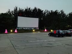 -枫花园汽车电影院(朝阳公园店)