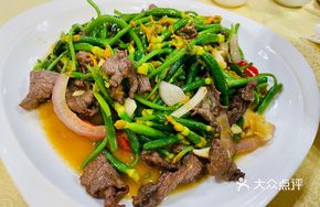Stir-Fried Beef with Young Cucumber
