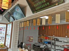 自助取餐区-甬妈妈湖畔里餐厅(唐山南湖旅游景区店)
