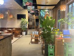 -憨石匠山野鲜菜火锅(理工店)