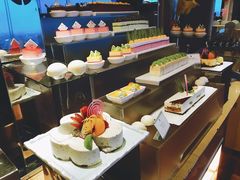 糕点甜品-荣誉国际酒店-云顶旋转餐厅