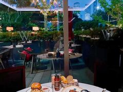 -Wolfgang’s Steakhouse 沃夫冈牛排馆(上海白玉兰广场店)